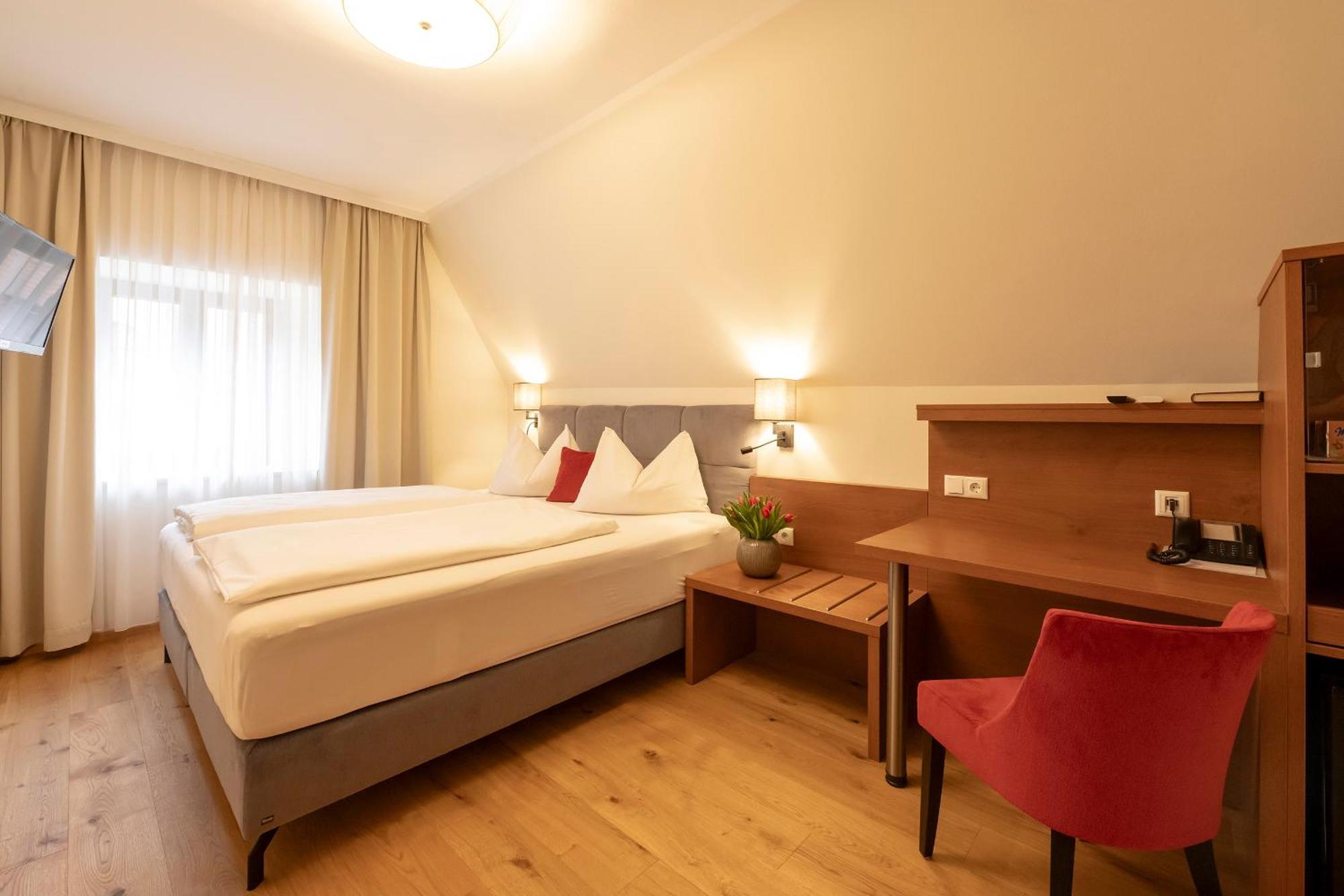 Hotel Mader Steyr Exterior foto
